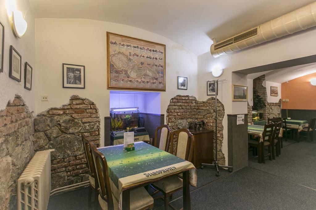 Hotel U Sladku Prague Luaran gambar