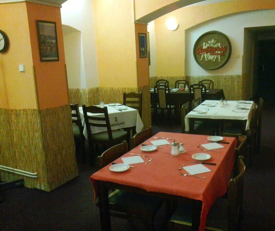 Hotel U Sladku Prague Luaran gambar
