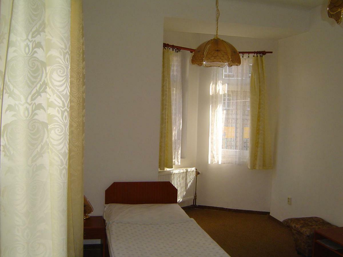 Hotel U Sladku Prague Luaran gambar
